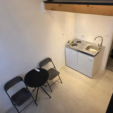 Fran Apartment *